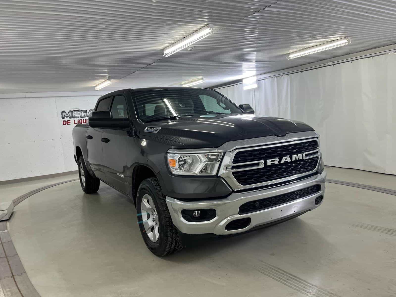 2024 RAM 1500 Big Horn - Image 3