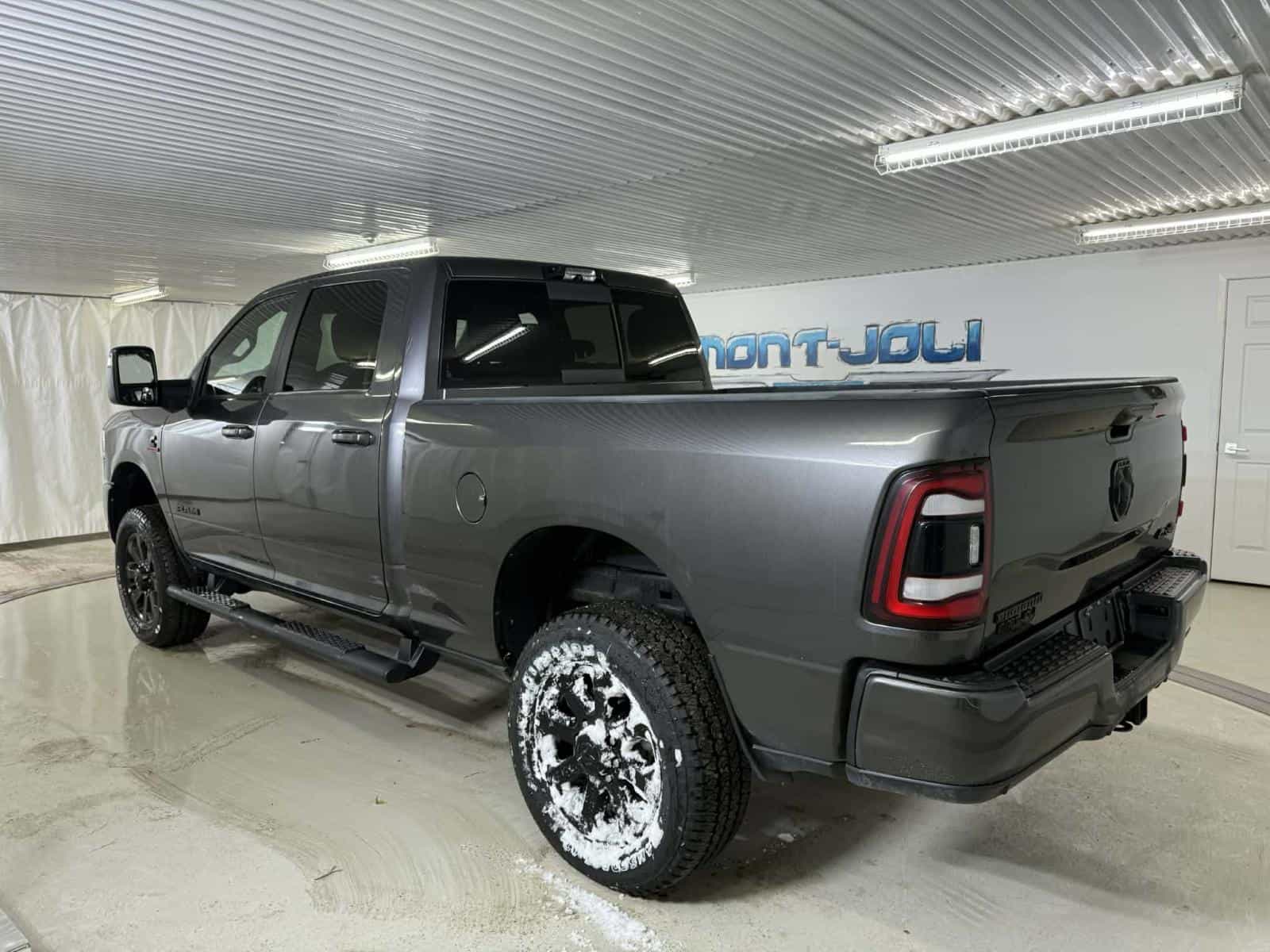 2023 RAM 2500 Big Horn Big Horn - Image 3