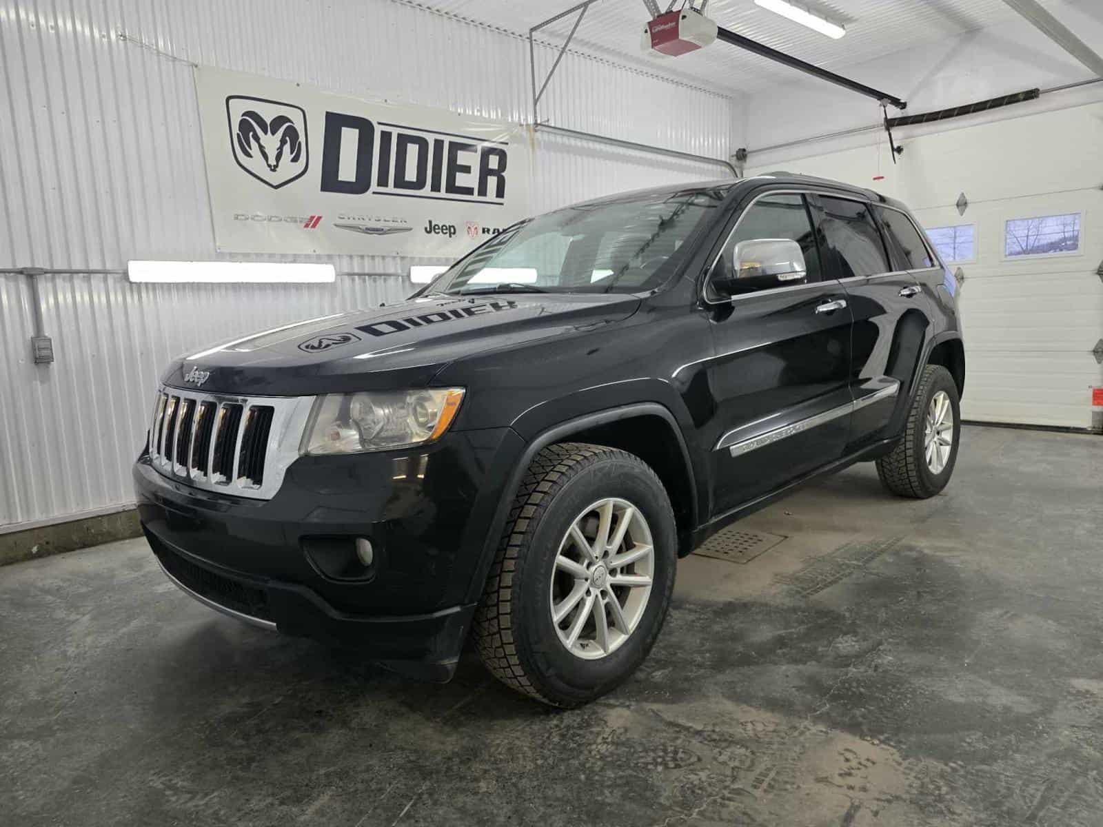 2012 Jeep Grand Cherokee Limited - Image 1