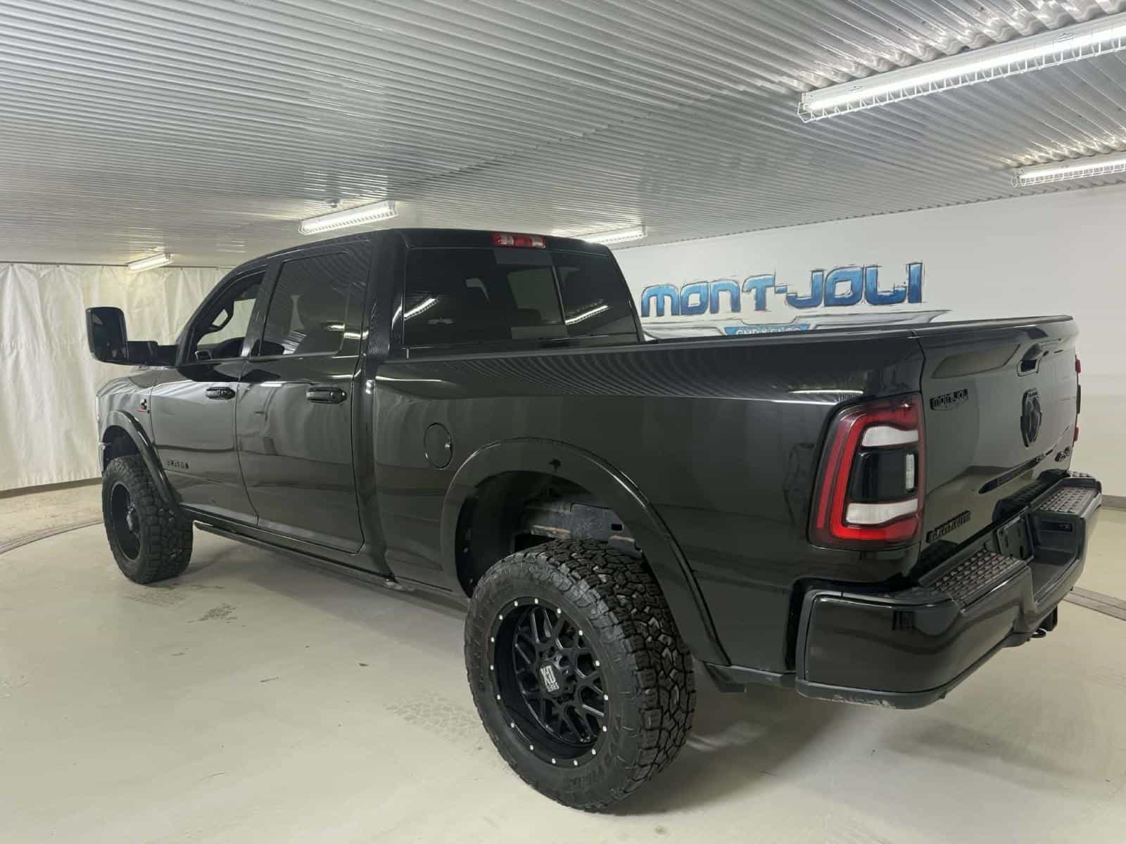 2022 RAM 2500 Laramie - Image 3