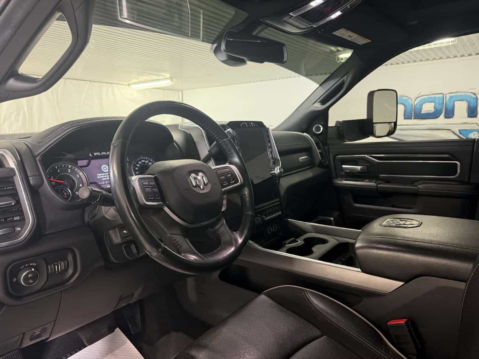 2022 RAM 2500 Laramie - Image 11