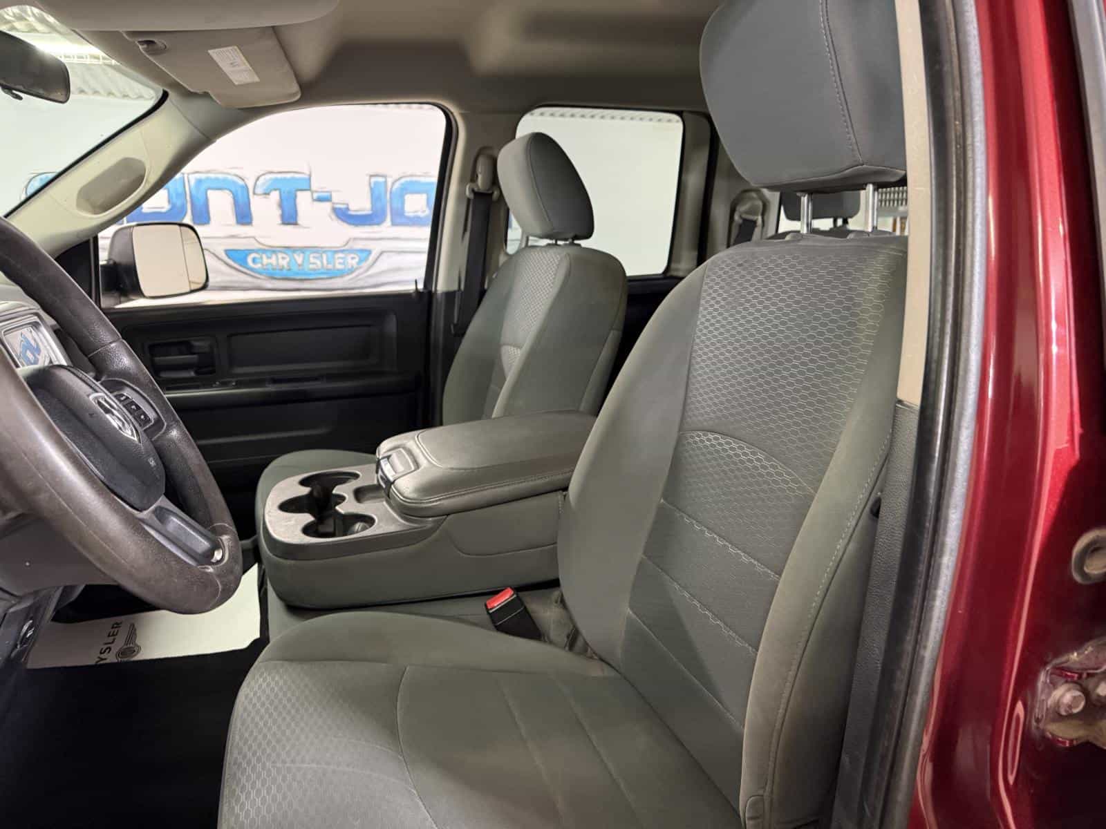 2015 RAM 1500 ST ST - Image 11