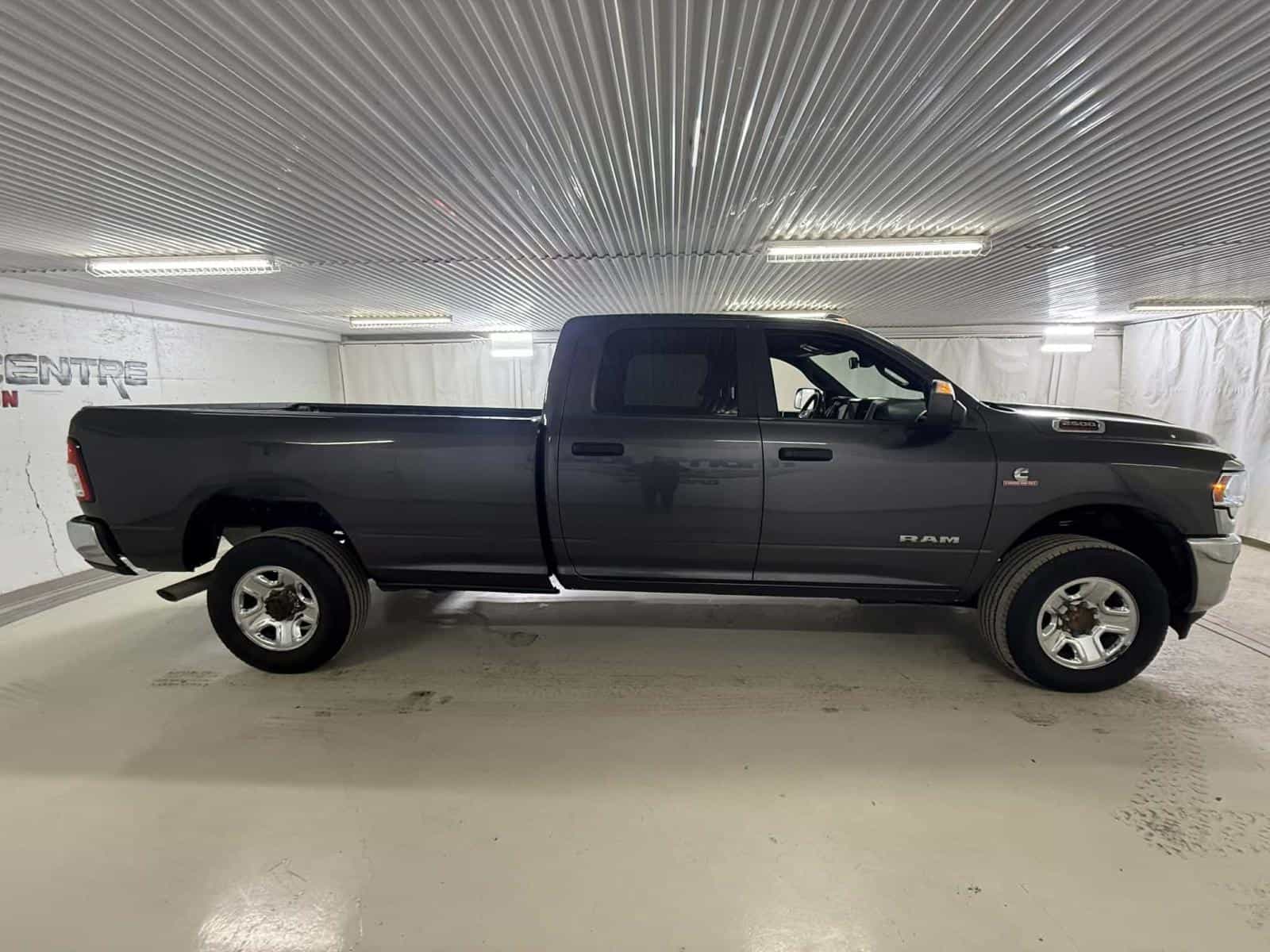 2022 RAM 2500 Big Horn - Image 6