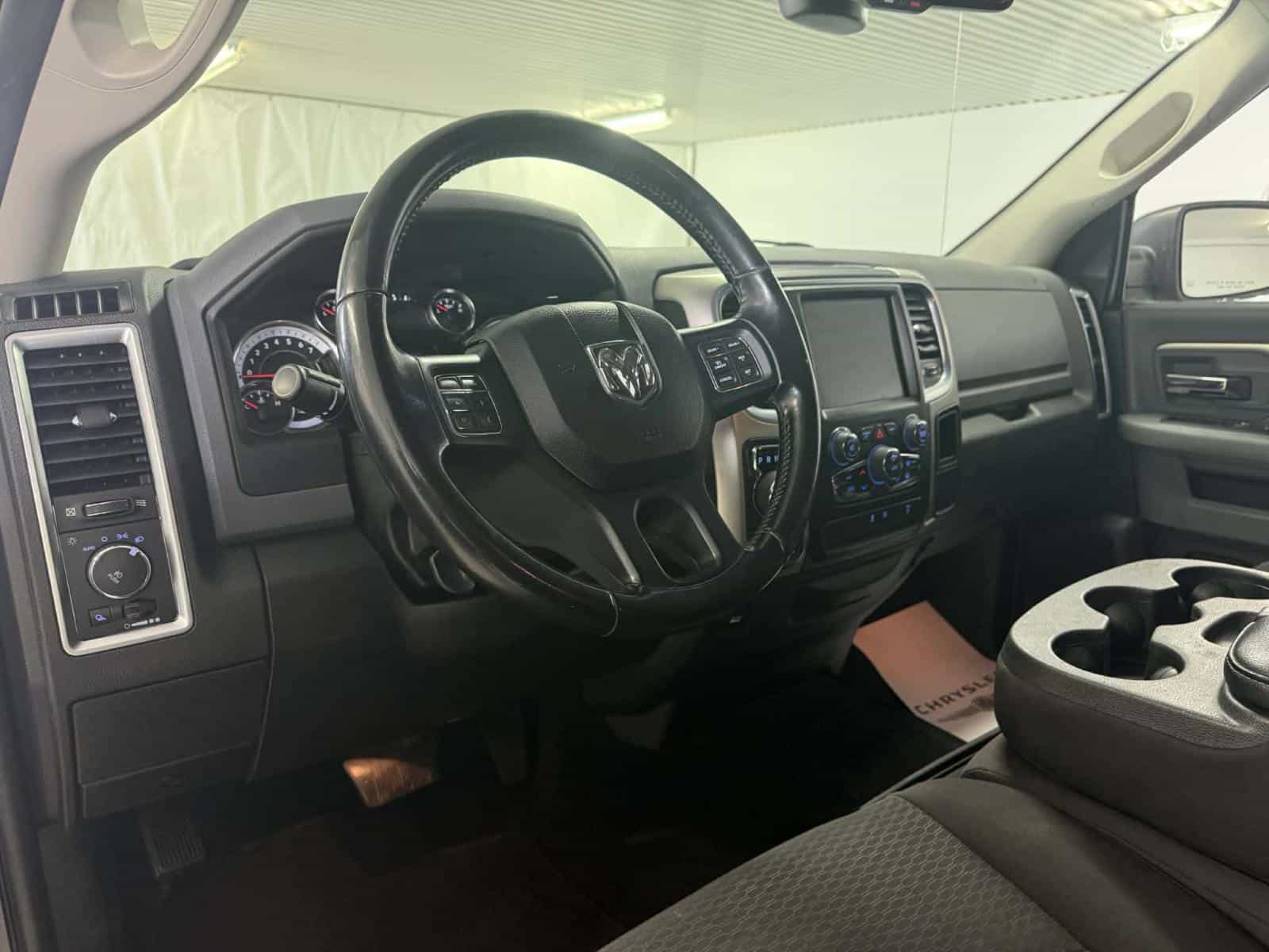 2019 RAM 1500 Warlock - Image 11