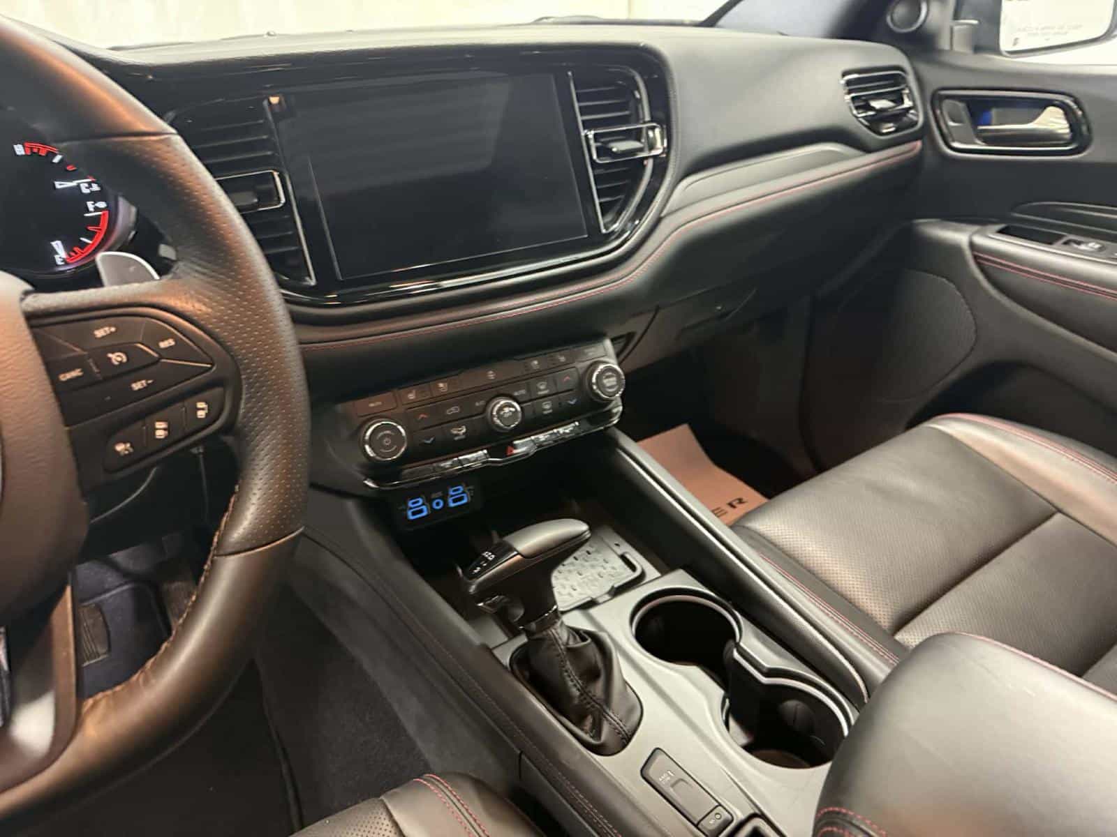 2025 Dodge Durango R/T - Image 13