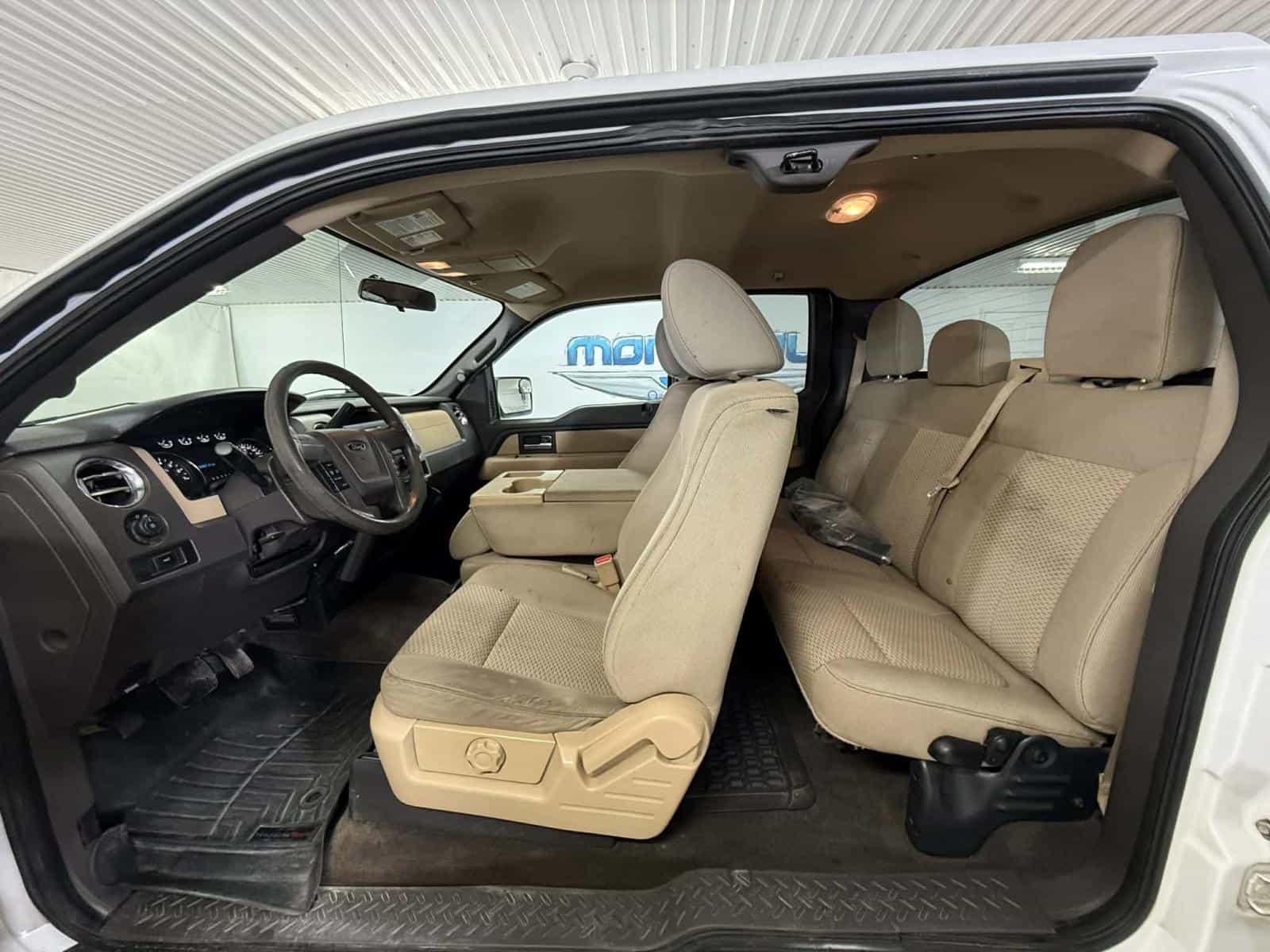 2012 Ford F150 F-150 XLT - Image 9