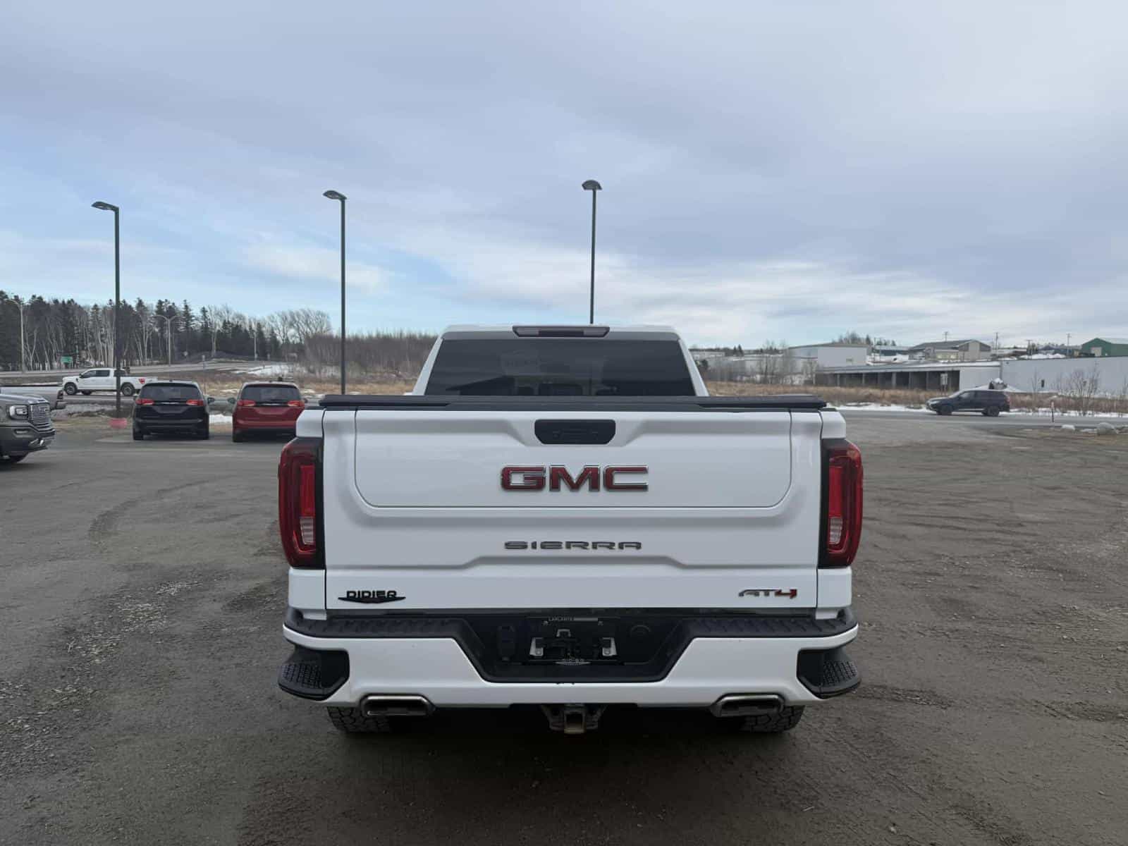 2022 GMC Sierra AT4 - Image 6