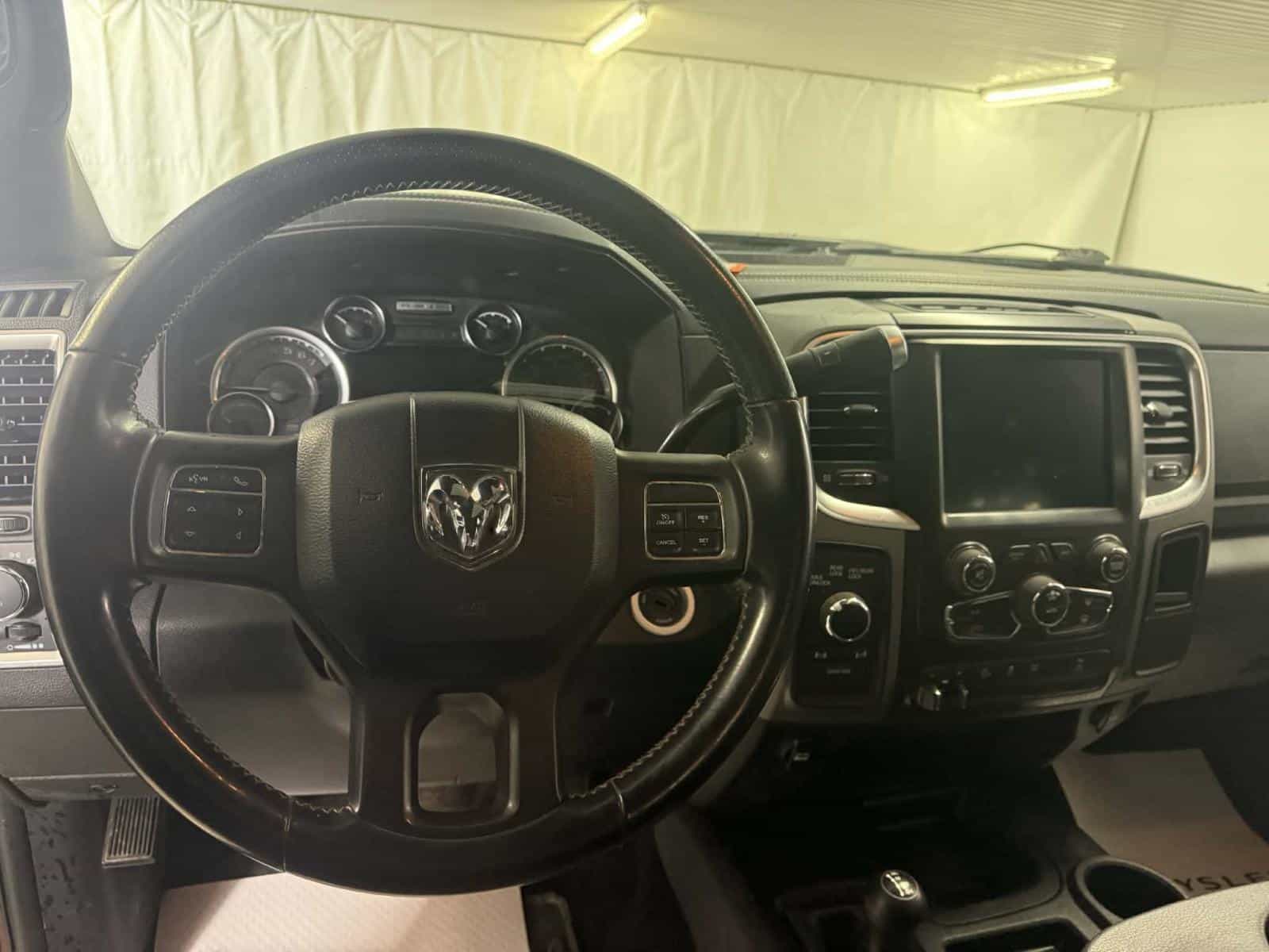 2018 RAM 2500 Power Wagon - Image 11