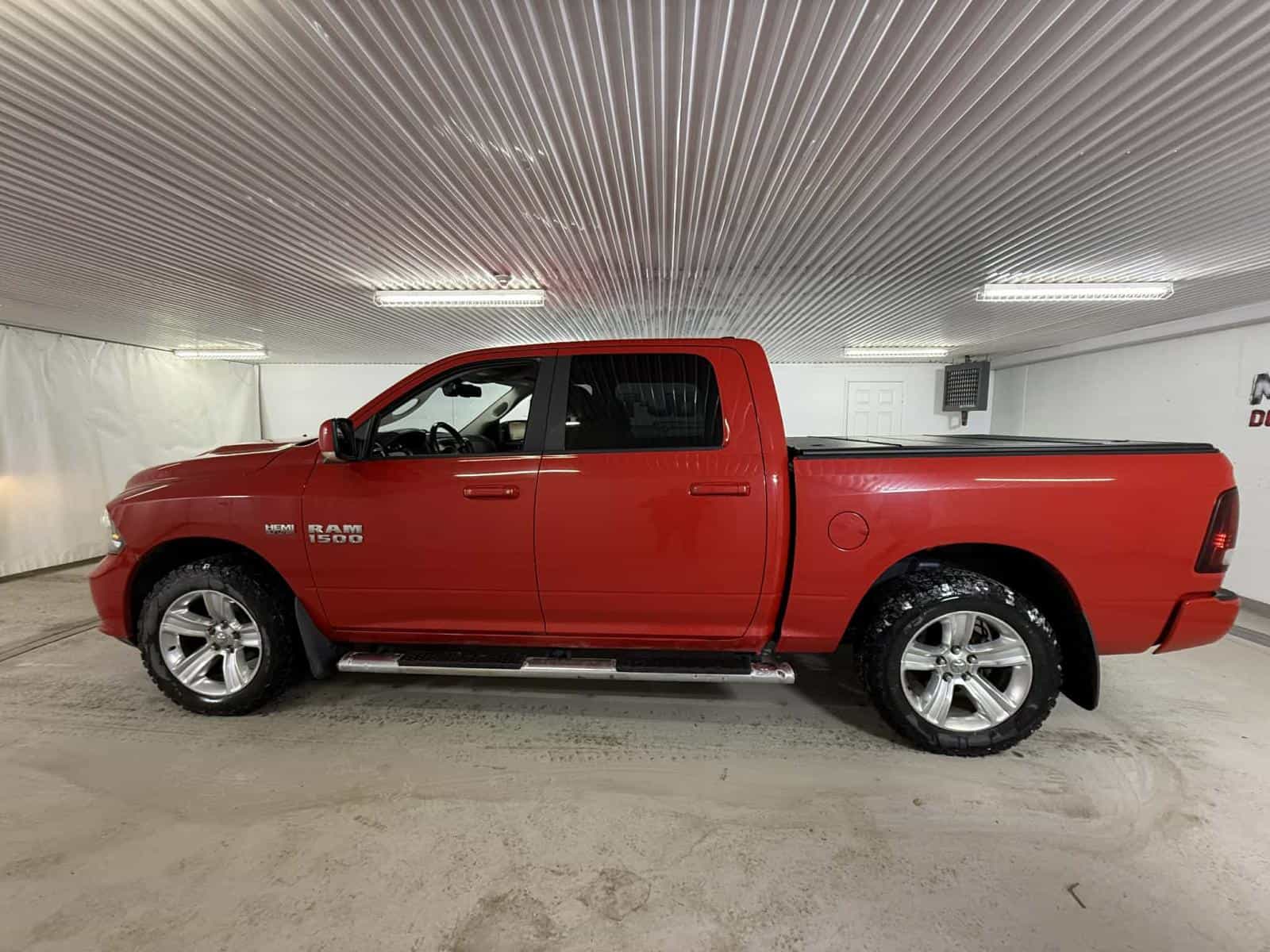 2013 RAM 1500 Sport Sport - Image 2