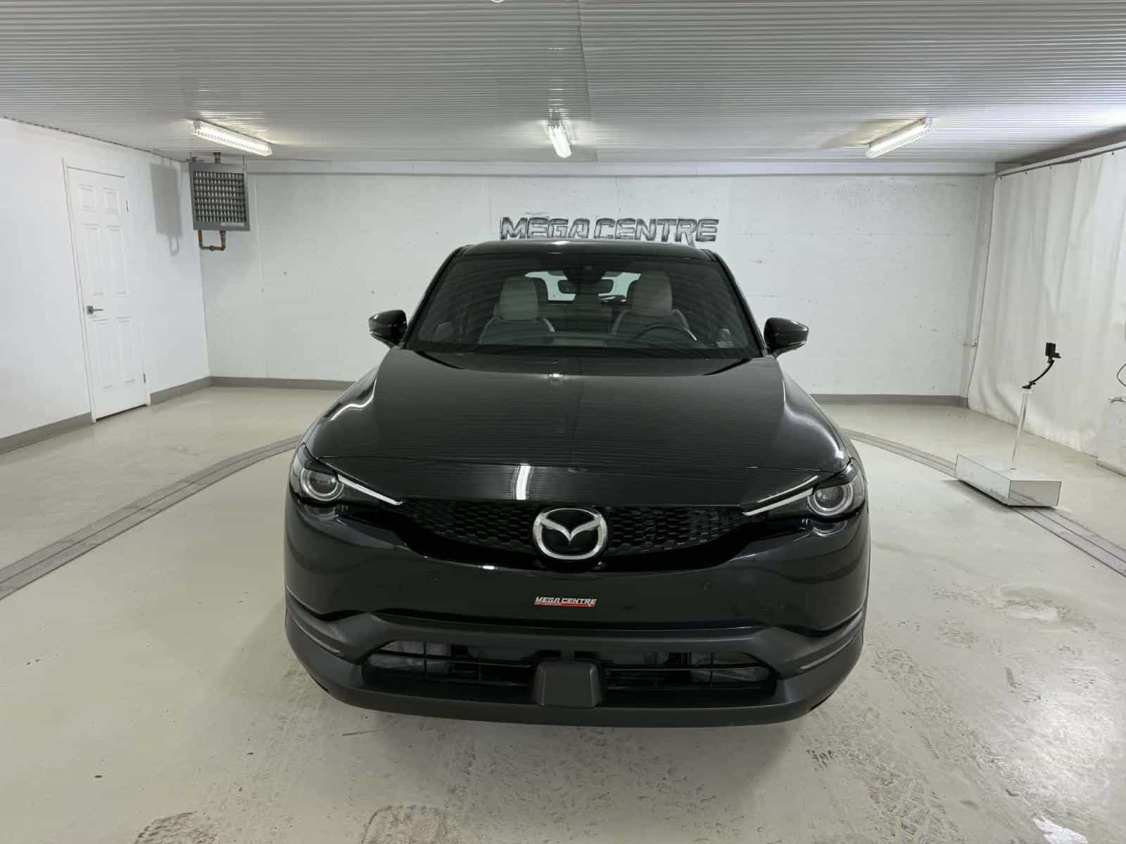 2022 Mazda MX-30 GT - Image 8