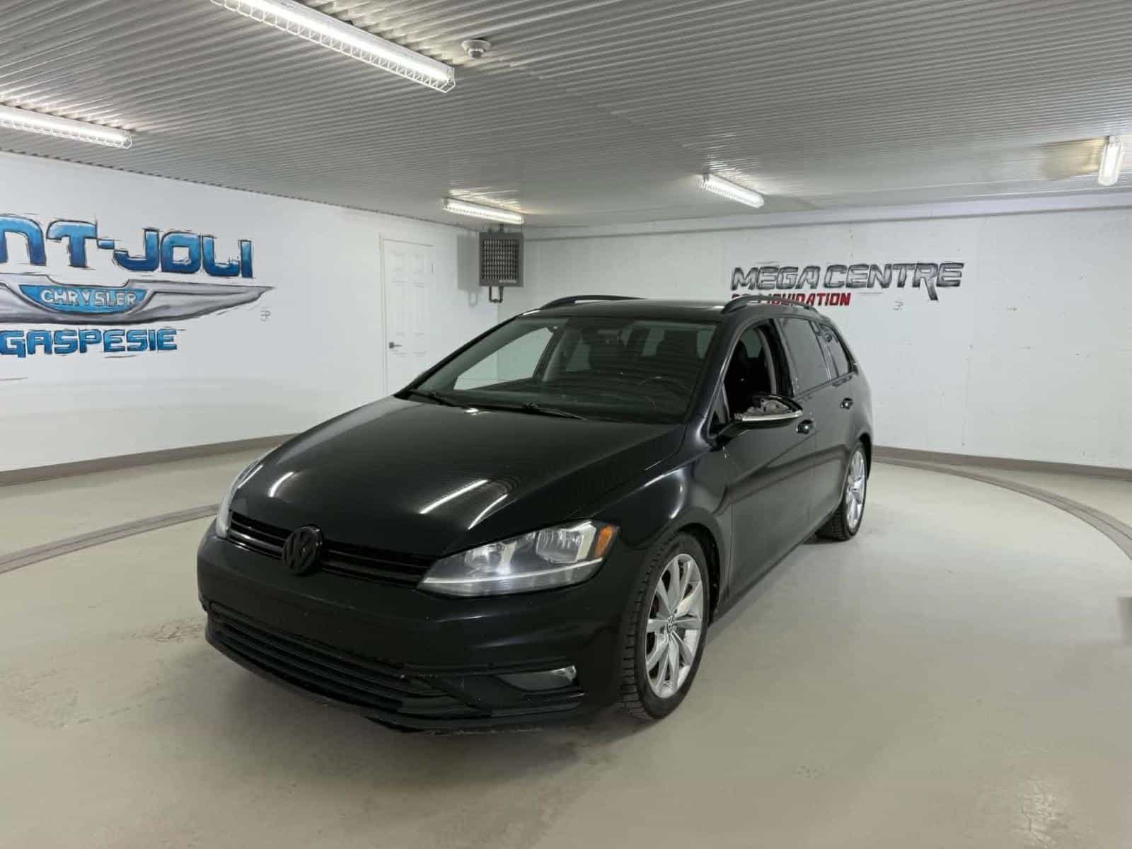 2019 Volkswagen Golf Sportwagen Comfortline - Image 1